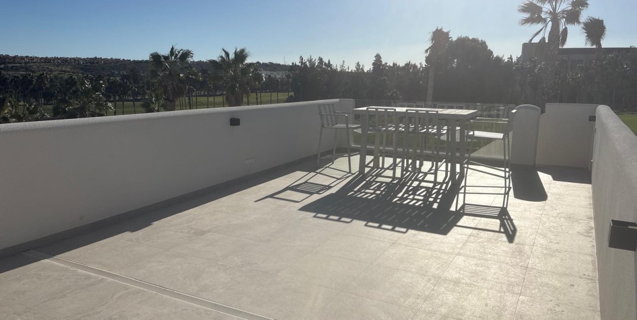 Resale - Villa -
Algorfa - La Finca Golf Resort