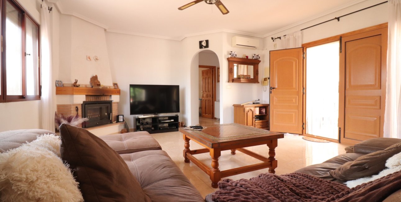Resale - Villa -
Formentera del Segura - Fincas de La Vega