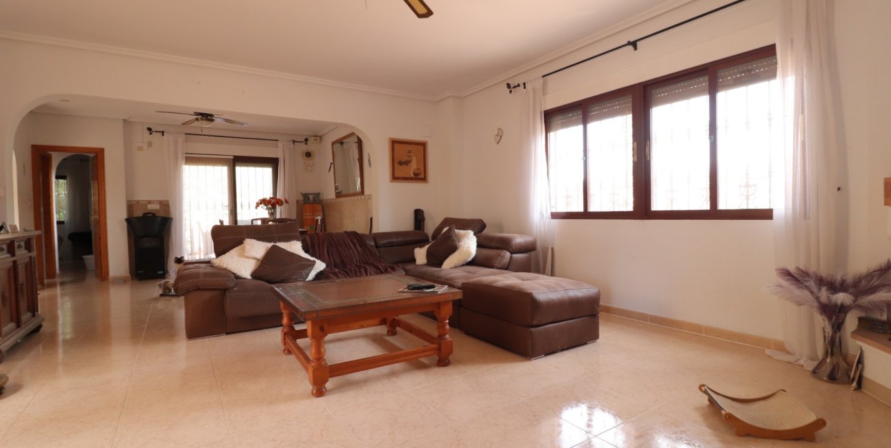 Resale - Villa -
Formentera del Segura - Fincas de La Vega