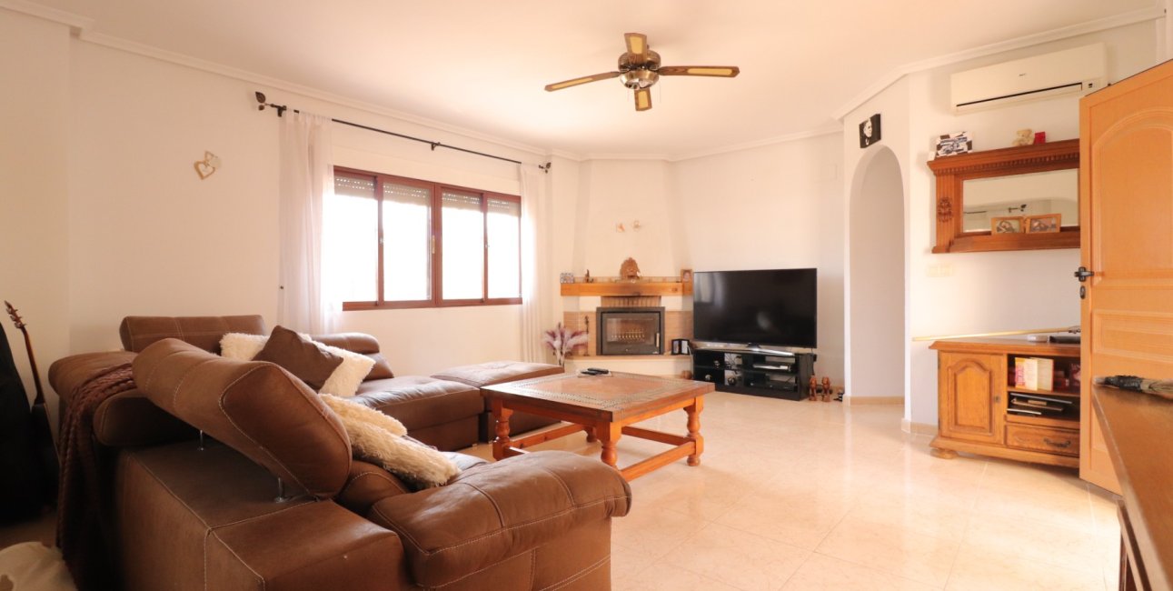Resale - Villa -
Formentera del Segura - Fincas de La Vega