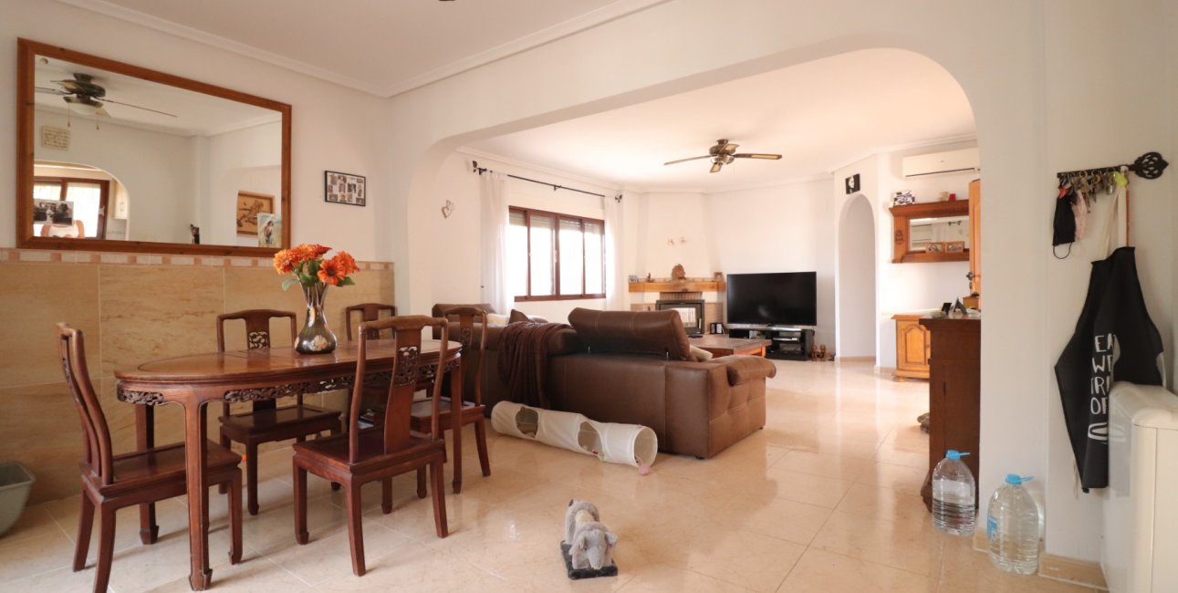 Resale - Villa -
Formentera del Segura - Fincas de La Vega