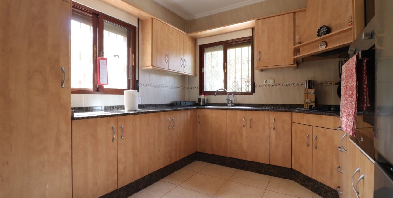 Resale - Villa -
Formentera del Segura - Fincas de La Vega