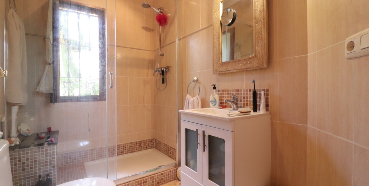 Resale - Villa -
Formentera del Segura - Fincas de La Vega