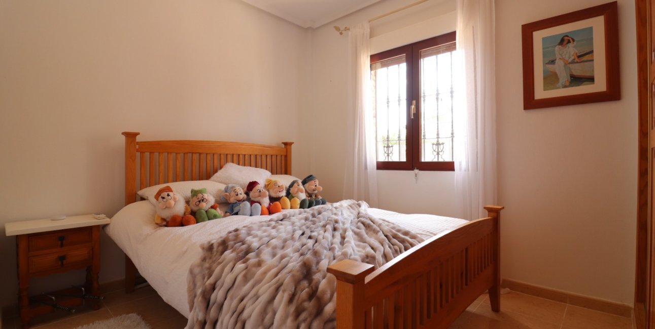 Resale - Villa -
Formentera del Segura - Fincas de La Vega