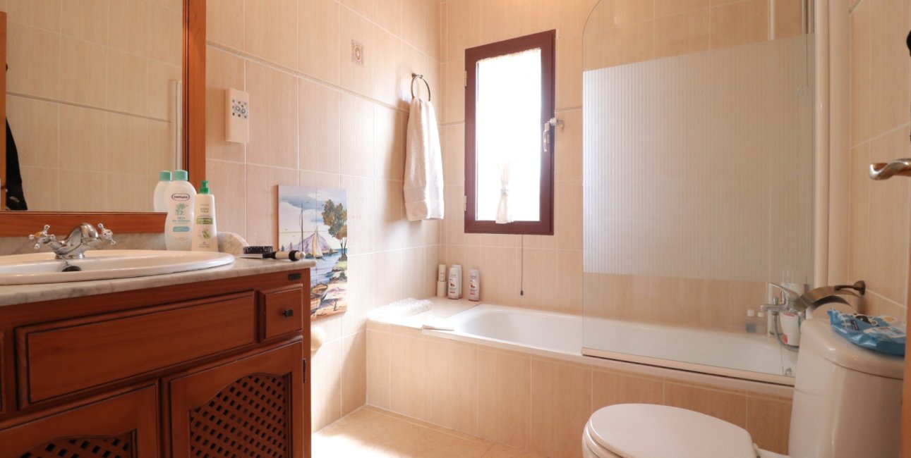 Resale - Villa -
Formentera del Segura - Fincas de La Vega