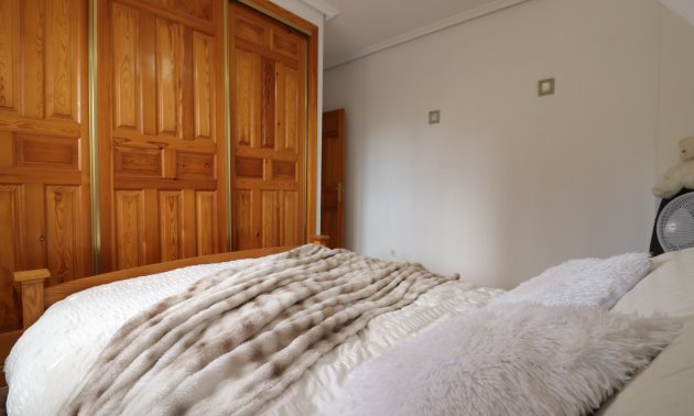 Resale - Villa -
Formentera del Segura - Fincas de La Vega