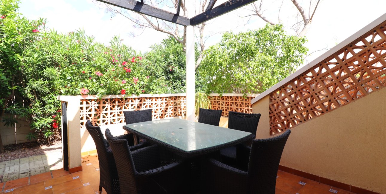 Resale - Villa -
Formentera del Segura - Fincas de La Vega