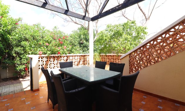 Resale - Villa -
Formentera del Segura - Fincas de La Vega