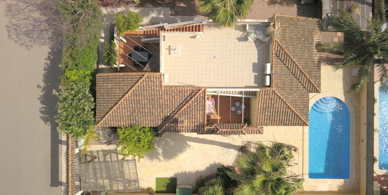 Resale - Villa -
Formentera del Segura - Fincas de La Vega