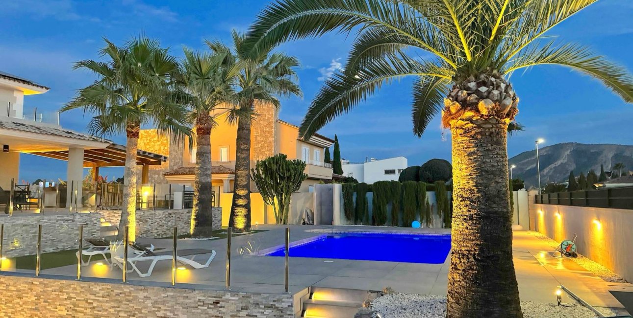 Resale - Villa -
Alfaz del Pi - Alfaz del Pi - Town