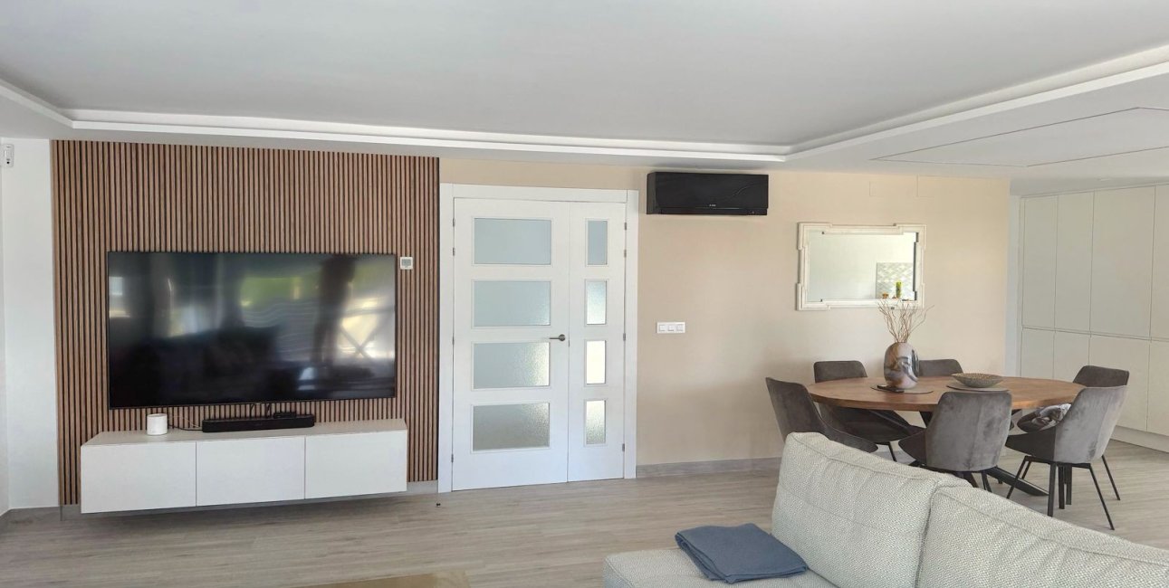 Resale - Villa -
Alfaz del Pi - Alfaz del Pi - Town