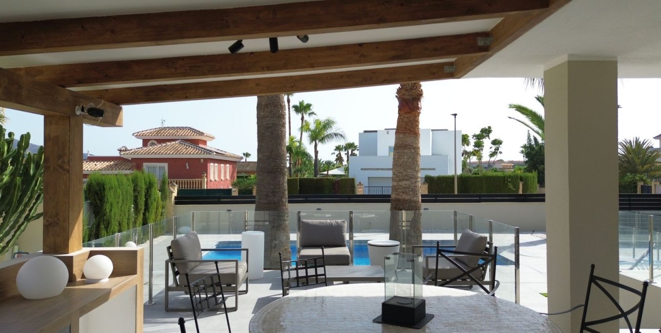 Resale - Villa -
Alfaz del Pi - Alfaz del Pi - Town