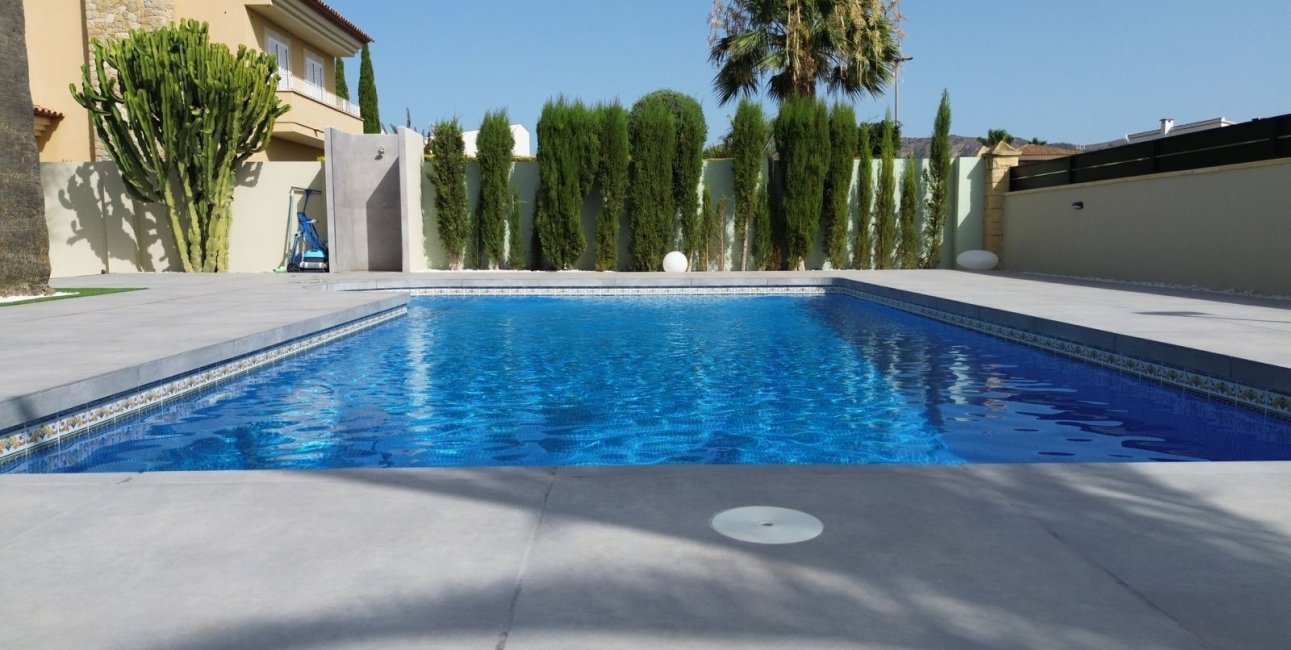Resale - Villa -
Alfaz del Pi - Alfaz del Pi - Town