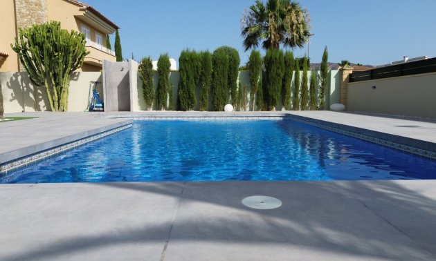 Resale - Villa -
Alfaz del Pi - Alfaz del Pi - Town