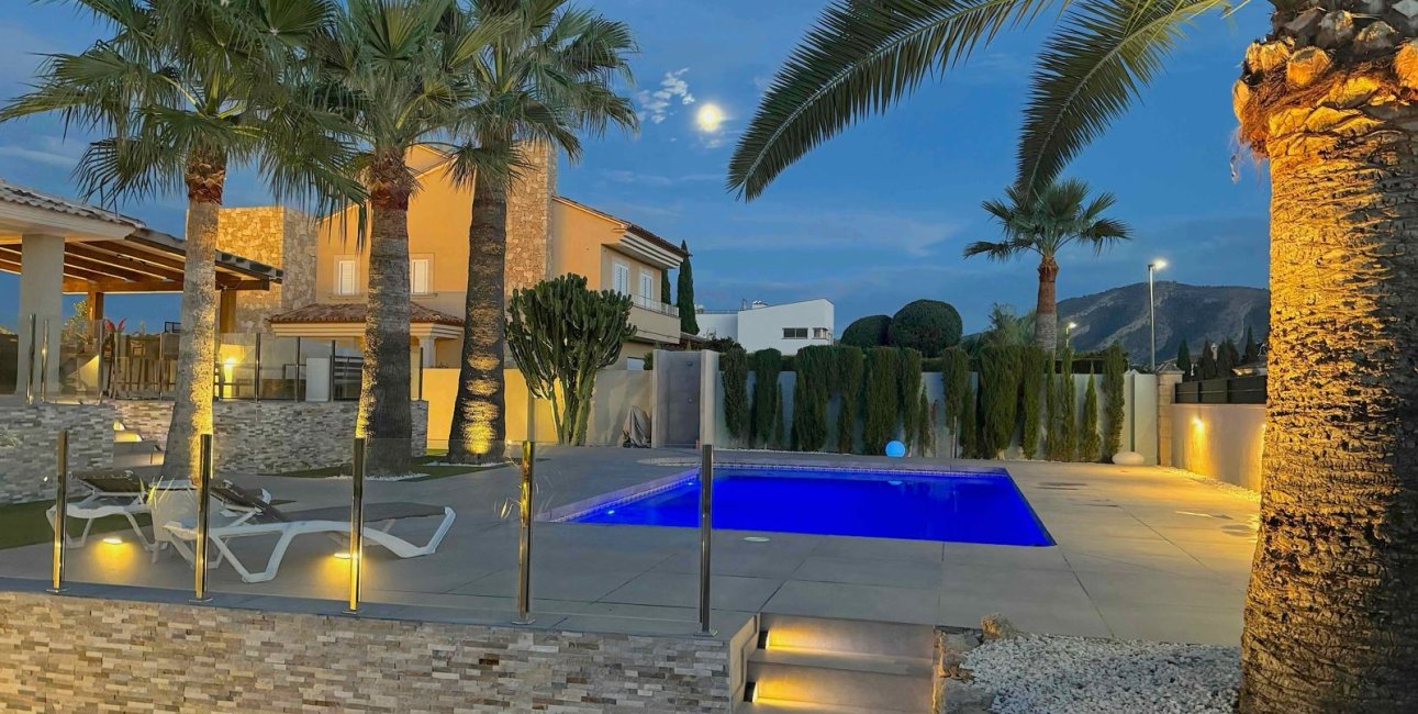 Resale - Villa -
Alfaz del Pi - Alfaz del Pi - Town