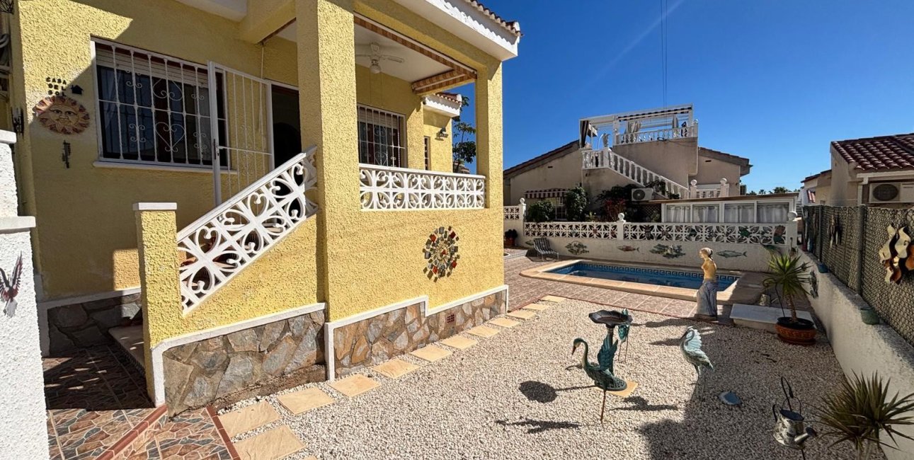 Resale - Villa -
Ciudad Quesada - La Fiesta