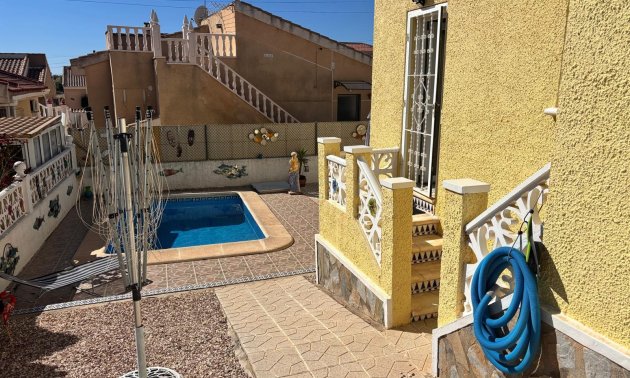 Resale - Villa -
Ciudad Quesada - La Fiesta