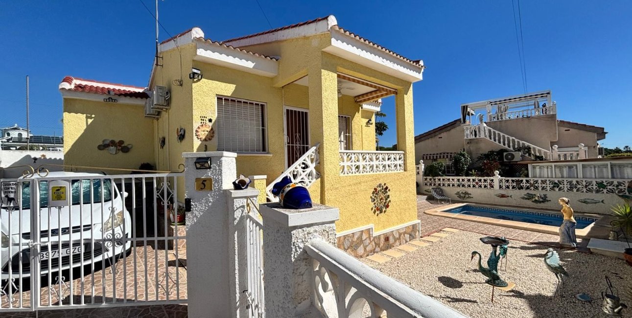 Resale - Villa -
Ciudad Quesada - La Fiesta