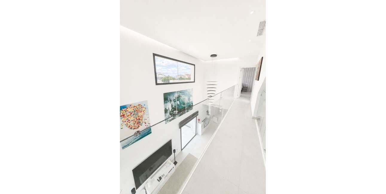 Resale - Villa -
Benijofar - Benijofar - Village