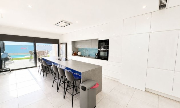 Resale - Villa -
Benijofar - Benijofar - Village