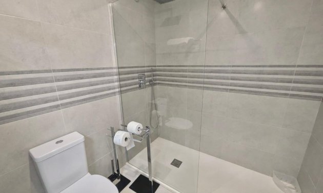 Resale - Apartment / flat -
Orihuela Costa - Villamartin