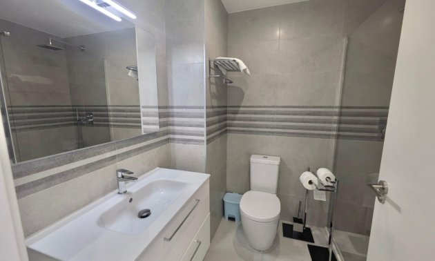 Resale - Apartment / flat -
Orihuela Costa - Villamartin