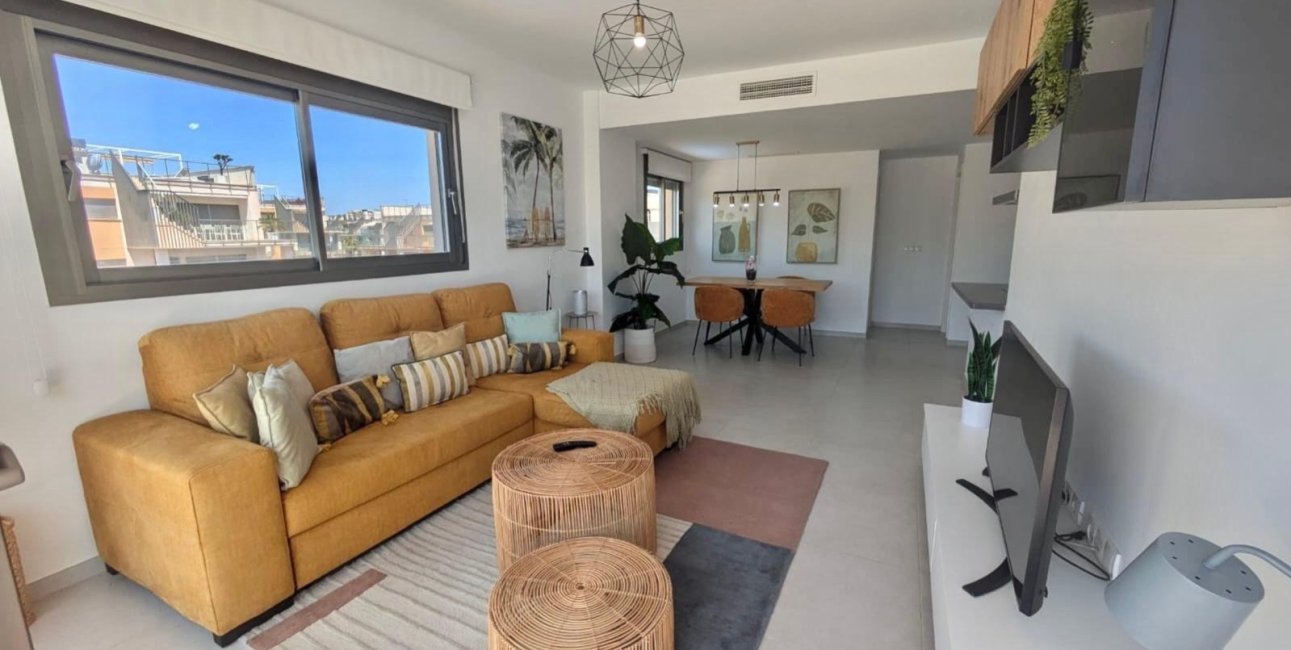 Resale - Apartment / flat -
Orihuela Costa - Villamartin