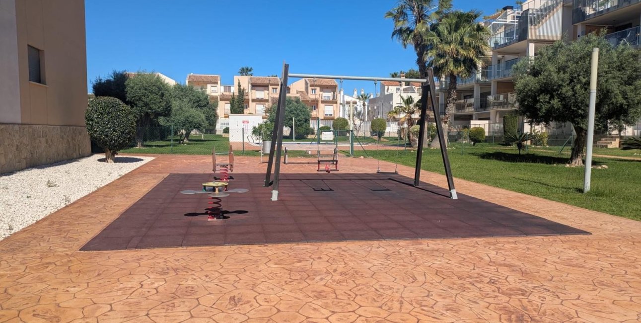 Resale - Apartment / flat -
Orihuela Costa - Villamartin