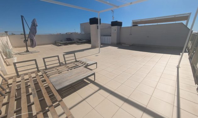 Resale - Apartment / flat -
Orihuela Costa - Villamartin