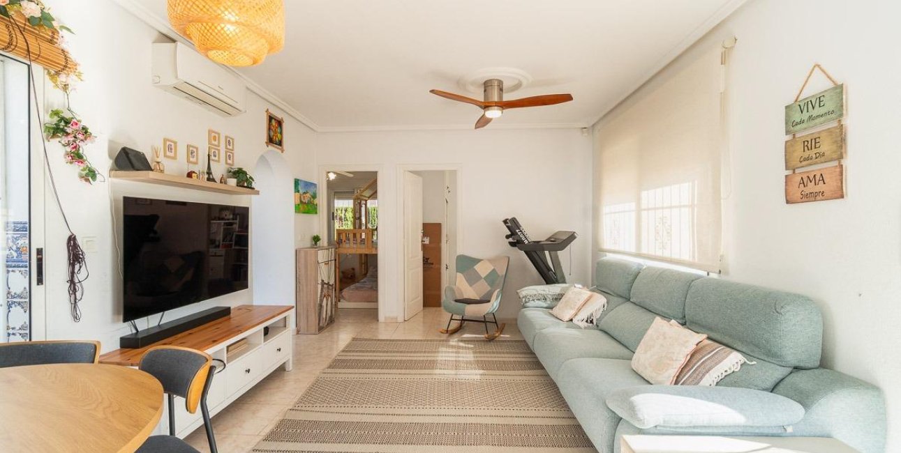 Resale - Townhouse -
Orihuela Costa - Punta Prima