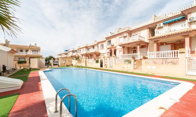 Resale - Townhouse -
Orihuela Costa - Punta Prima