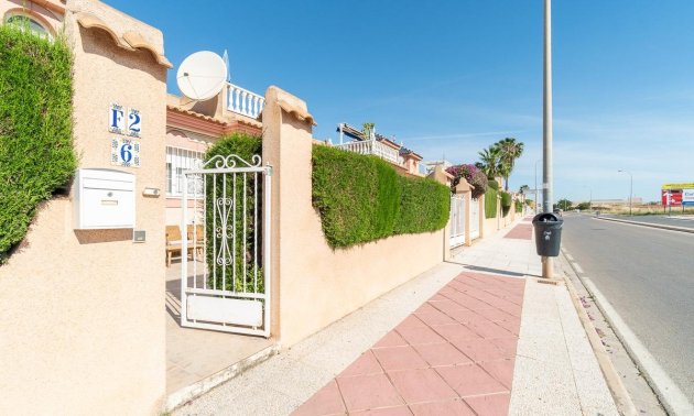 Resale - Townhouse -
Orihuela Costa - Punta Prima