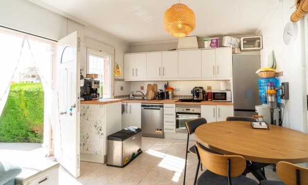 Resale - Townhouse -
Orihuela Costa - Punta Prima