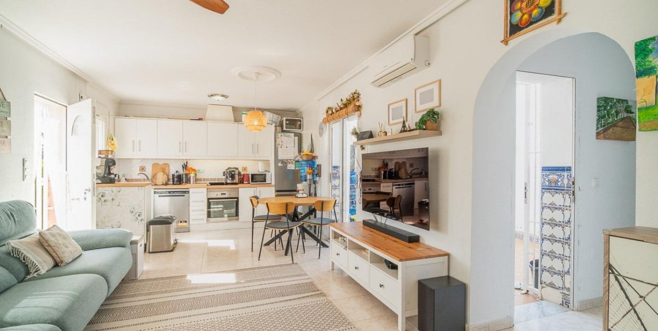 Resale - Townhouse -
Orihuela Costa - Punta Prima