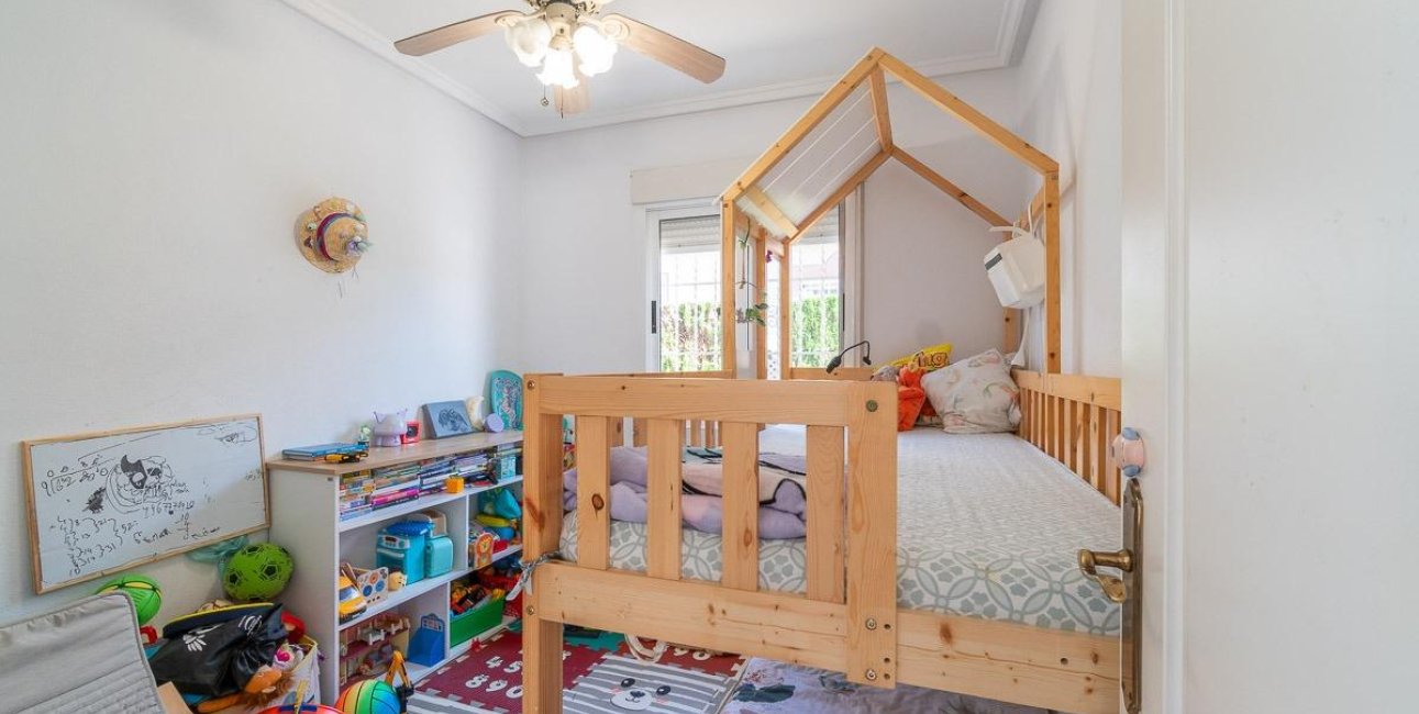Resale - Townhouse -
Orihuela Costa - Punta Prima