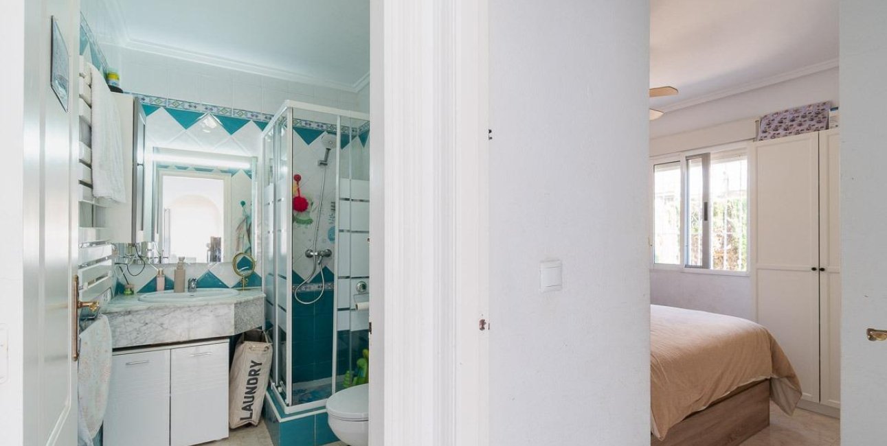 Resale - Townhouse -
Orihuela Costa - Punta Prima