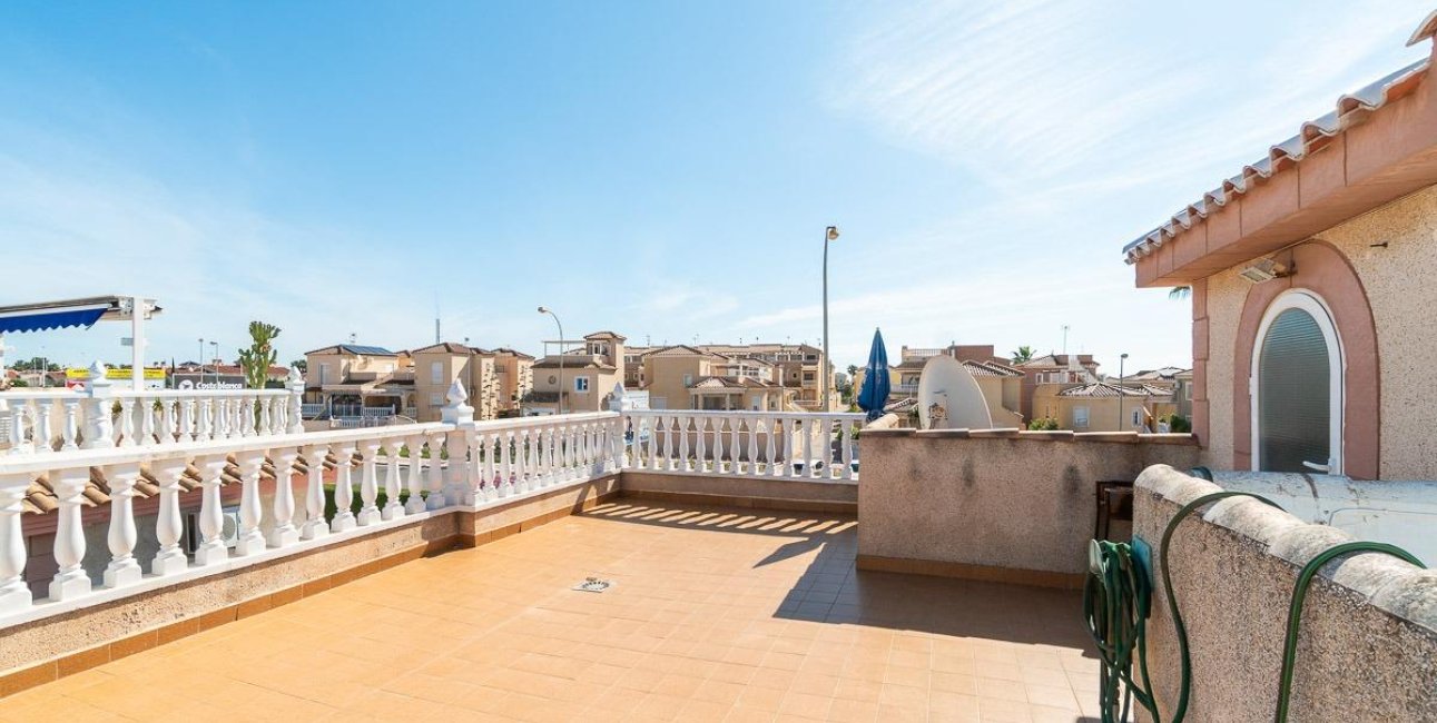 Resale - Townhouse -
Orihuela Costa - Punta Prima