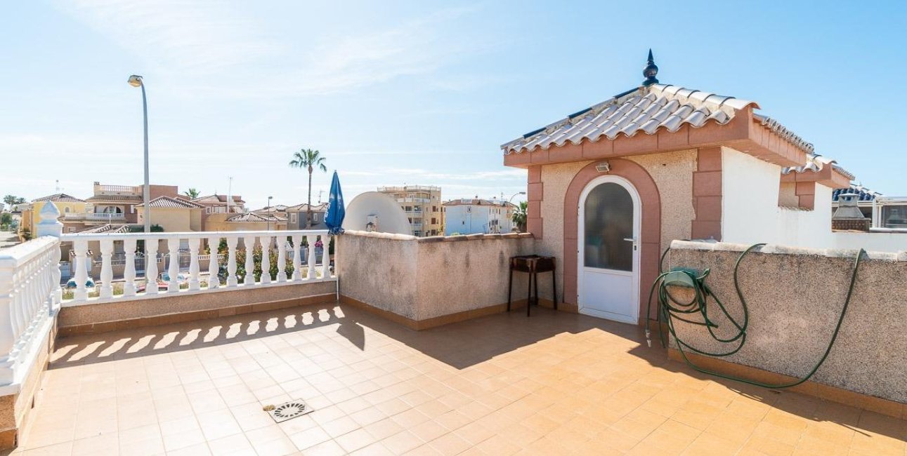 Resale - Townhouse -
Orihuela Costa - Punta Prima