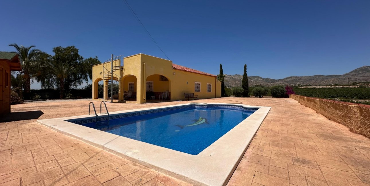 Resale - Country House -
Albatera - Albatera - Country