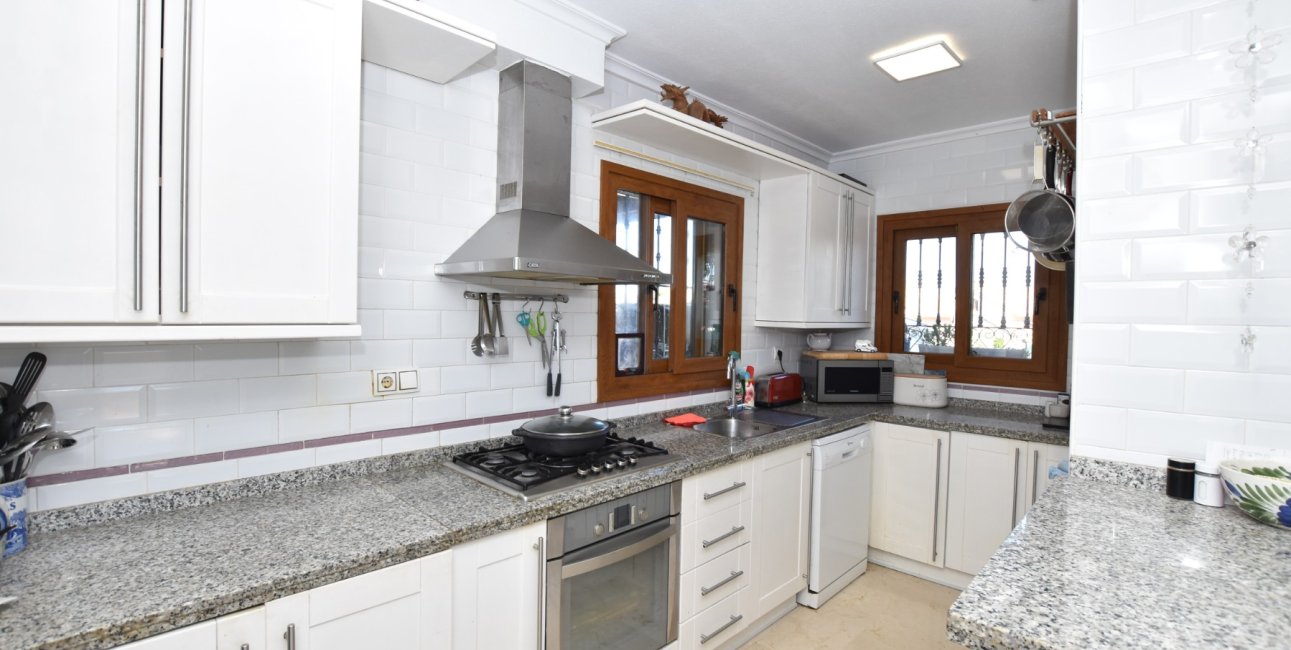 Resale - Villa -
Algorfa - La Finca Golf Resort