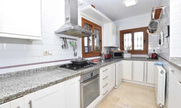 Resale - Villa -
Algorfa - La Finca Golf Resort