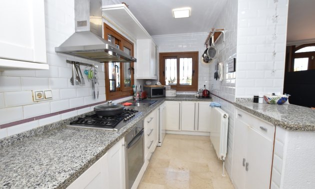 Resale - Villa -
Algorfa - La Finca Golf Resort