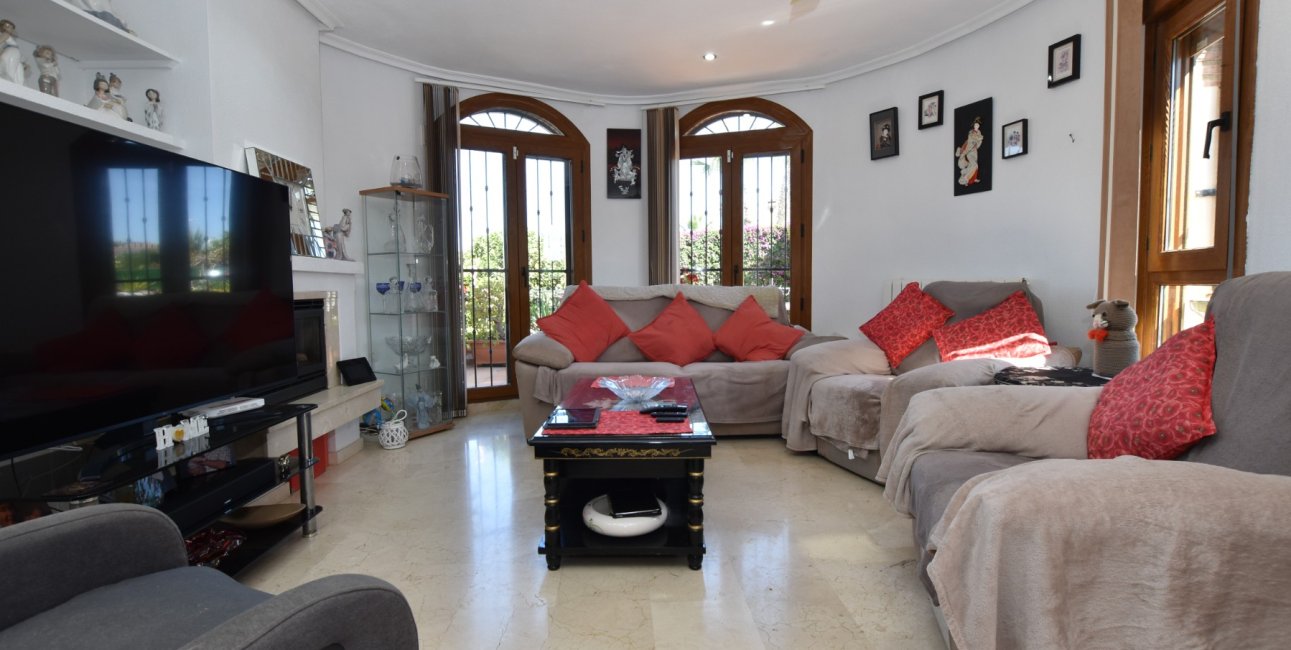 Resale - Villa -
Algorfa - La Finca Golf Resort