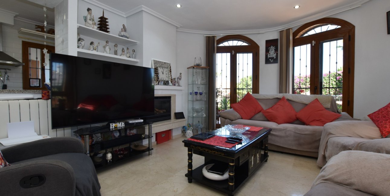 Resale - Villa -
Algorfa - La Finca Golf Resort