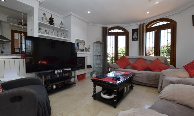 Resale - Villa -
Algorfa - La Finca Golf Resort