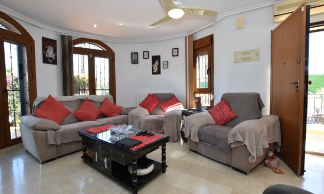 Resale - Villa -
Algorfa - La Finca Golf Resort