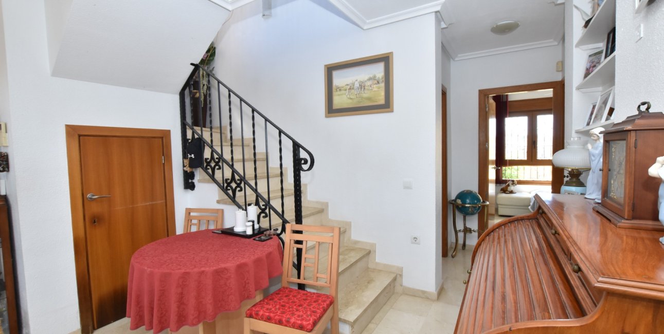 Resale - Villa -
Algorfa - La Finca Golf Resort