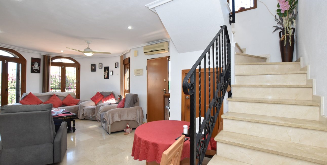 Resale - Villa -
Algorfa - La Finca Golf Resort