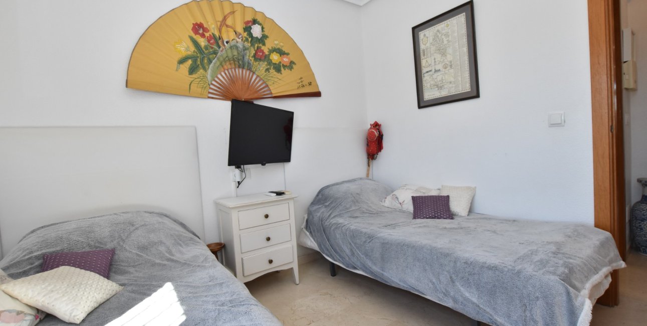 Resale - Villa -
Algorfa - La Finca Golf Resort