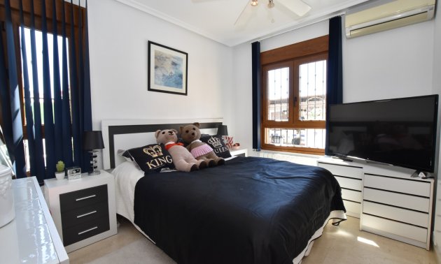 Resale - Villa -
Algorfa - La Finca Golf Resort